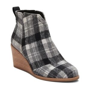 NWT TOMS Clare Plaid Wedge Bootie 9.5 Black Gray Wool Plaid Fall Winter Shoe